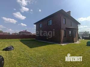 Дом 258м², 2-этажный, участок 10 сот.  