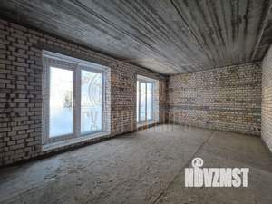 Таунхаус 111м&sup2;, 2-этажный, участок 4 сот.  