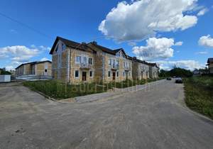 Дом 166м&sup2;, 3-этажный, участок 2 сот.  