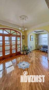 Коттедж 407м², 2-этажный, участок 9 сот.  