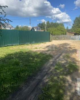 Дом 10м&sup2;, 2-этажный, участок 6 сот.  