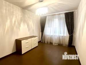 Дом 213м&sup2;, 2-этажный, участок 3 сот.  