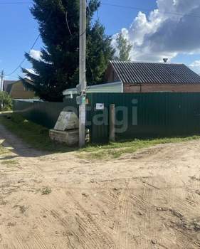 Дом 10м&sup2;, 2-этажный, участок 6 сот.  