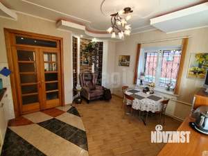 Дом 314м², 3-этажный, участок 6 сот.  