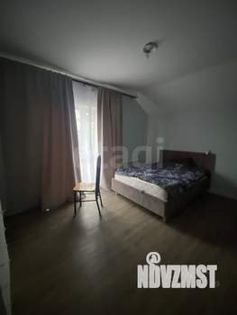 Дом 270м&sup2;, 2-этажный, участок 4 сот.  