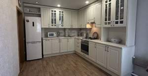 Дом 200м&sup2;, 2-этажный, участок 6 сот.  