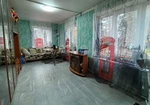 Дом 181м&sup2;, 3-этажный, участок 5 сот.  