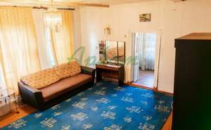 Дом 80м&sup2;, 2-этажный, участок 3 сот.  