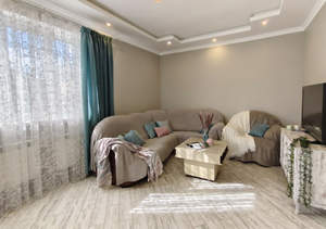 Дом 195м&sup2;, 2-этажный, участок 9 сот.  