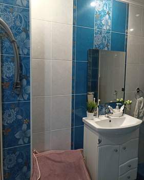 Дом 165м&sup2;, 2-этажный, участок 6 сот.  