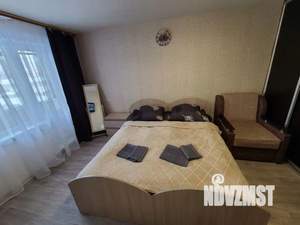 2-к квартира, посуточно, 47м2, 1/1 этаж