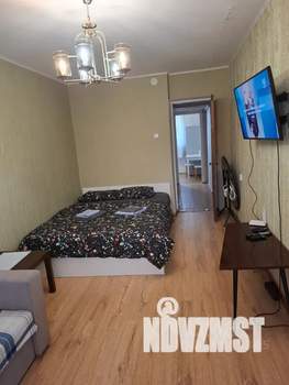 2-к квартира, посуточно, 52м2, 3/5 этаж