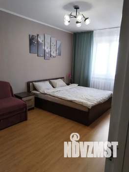 1-к квартира, посуточно, 38м2, 6/9 этаж