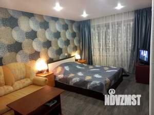 1-к квартира, посуточно, 35м2, 5/5 этаж