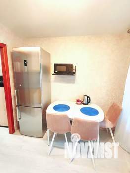 1-к квартира, посуточно, 35м2, 6/9 этаж