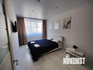 1-к квартира, посуточно, 37м2, 3/15 этаж