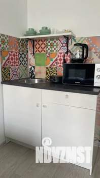 Студия квартира, посуточно, 21м2, 1/4 этаж