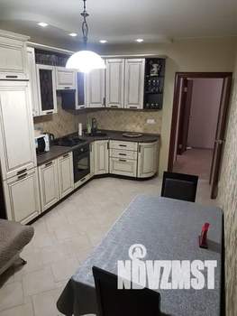 1-к квартира, посуточно, 61м2, 3/10 этаж