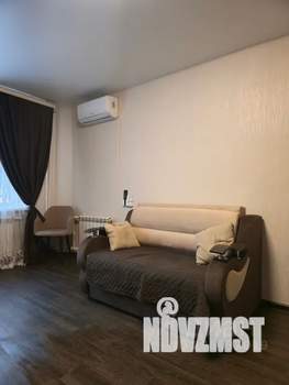 1-к квартира, посуточно, 37м2, 1/9 этаж