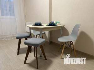 1-к квартира, посуточно, 37м2, 1/1 этаж