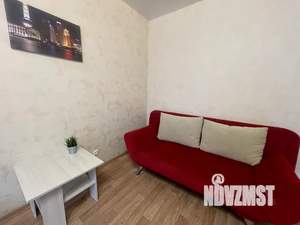 1-к квартира, посуточно, 38м2, 4/10 этаж