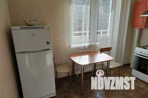 1-к квартира, посуточно, 40м2, 3/9 этаж