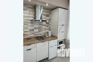 1-к квартира, посуточно, 43м2, 2/4 этаж