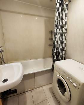 1-к квартира, на длительный срок, 42м2, 1/12 этаж