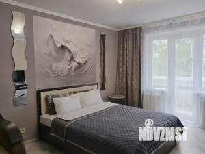 1-к квартира, посуточно, 35м2, 3/9 этаж