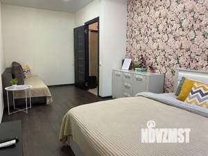 1-к квартира, посуточно, 36м2, 1/1 этаж