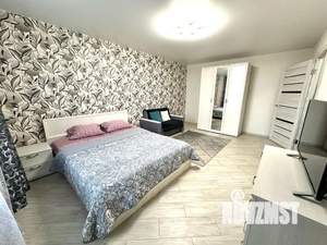 1-к квартира, посуточно, 42м2, 3/9 этаж