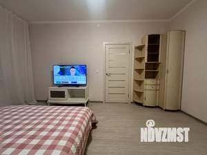 1-к квартира, посуточно, 40м2, 2/14 этаж