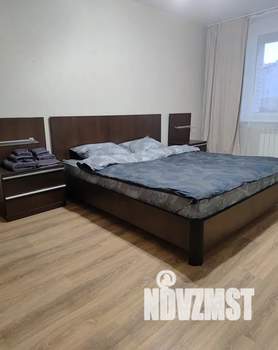 1-к квартира, посуточно, 43м2, 1/3 этаж