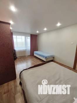 1-к квартира, посуточно, 40м2, 6/9 этаж