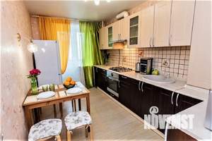 1-к квартира, посуточно, 42м2, 4/10 этаж