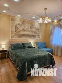 Студия квартира, посуточно, 34м2, 1/5 этаж