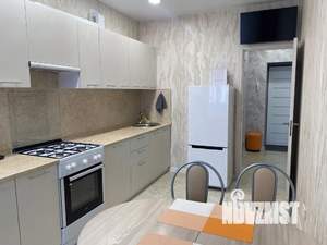 1-к квартира, посуточно, 42м2, 1/1 этаж