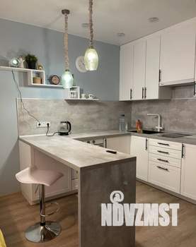 Студия квартира, посуточно, 33м2, 6/22 этаж