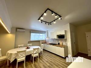 2-к квартира, посуточно, 60м2, 1/1 этаж