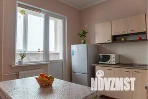 1-к квартира, посуточно, 40м2, 1/17 этаж