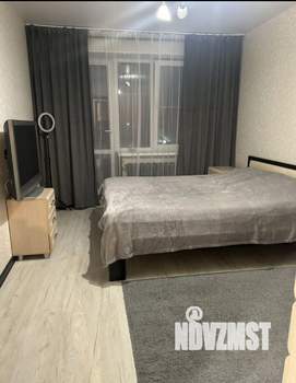 2-к квартира, посуточно, 42м2, 5/5 этаж