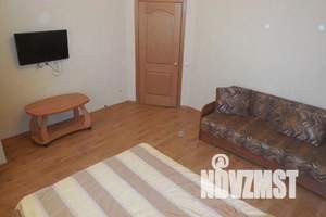 1-к квартира, посуточно, 10м2, 1/5 этаж