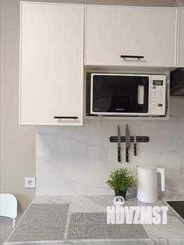 Студия квартира, посуточно, 19м2, 1/18 этаж