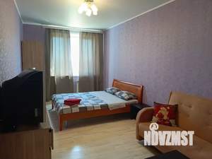 1-к квартира, посуточно, 40м2, 9/16 этаж