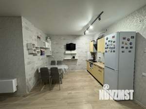 Студия квартира, посуточно, 35м2, 16/18 этаж