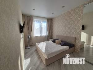 2-к квартира, посуточно, 70м2, 13/16 этаж