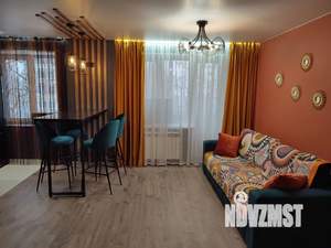 Студия квартира, посуточно, 35м2, 5/9 этаж