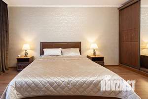 1-к квартира, посуточно, 43м2, 2/10 этаж