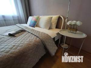 2-к квартира, посуточно, 60м2, 8/17 этаж