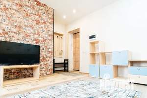 2-к квартира, посуточно, 42м2, 5/5 этаж